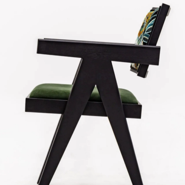 Pre-loved embroidered Chandigarh dining chairs